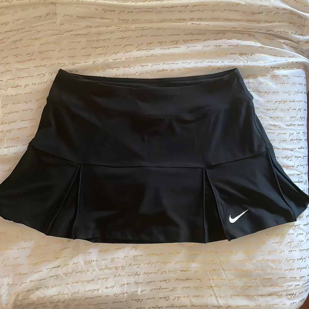 Nike Dry-Fit golf/tennis skirt (Medium)